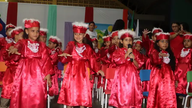 Formatura dos pequenos do CMEI celebra conquistas e emociona famílias em Pugmil.